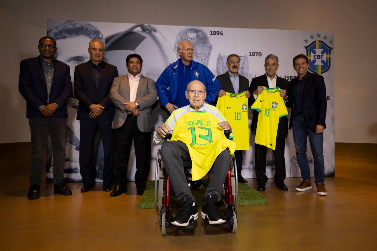 Zagallo participou da inauguração da sua estátua em 2022. Foto: Lucas Figueiredo/CBF