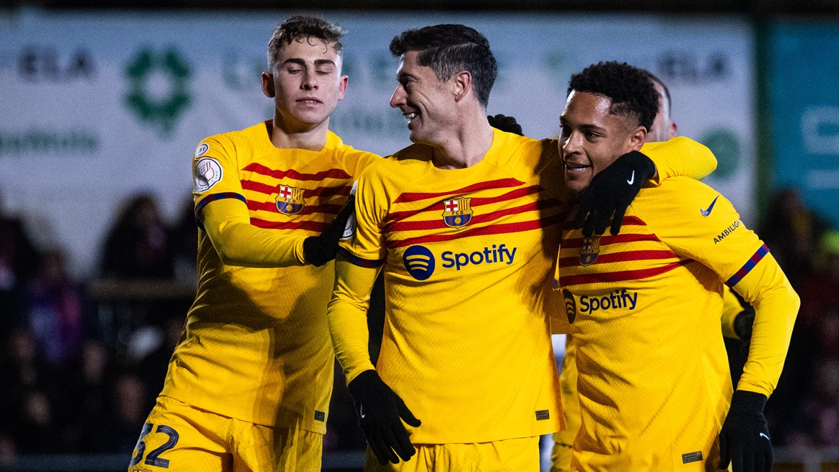 Barcelona vence time da 4ª divisão e avança na Copa do Rei