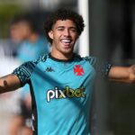 Figueiredo em treino do Vasco