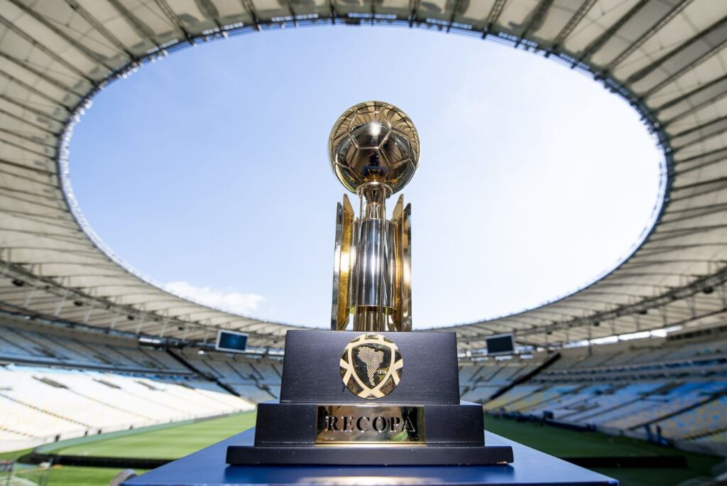 Fluminense busca mais uma taça