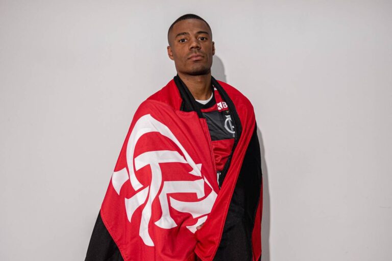 <p>De La Cruz será jogador do Flamengo até 2028. Foto: Paula Reis/CRF</p>
