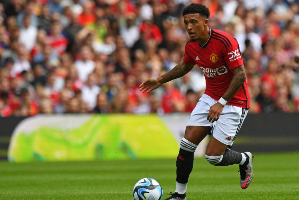 Futuro atacante do Borussia Dortmund em ação pelo United