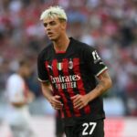 Daniel Maldini com a camisa do Milan