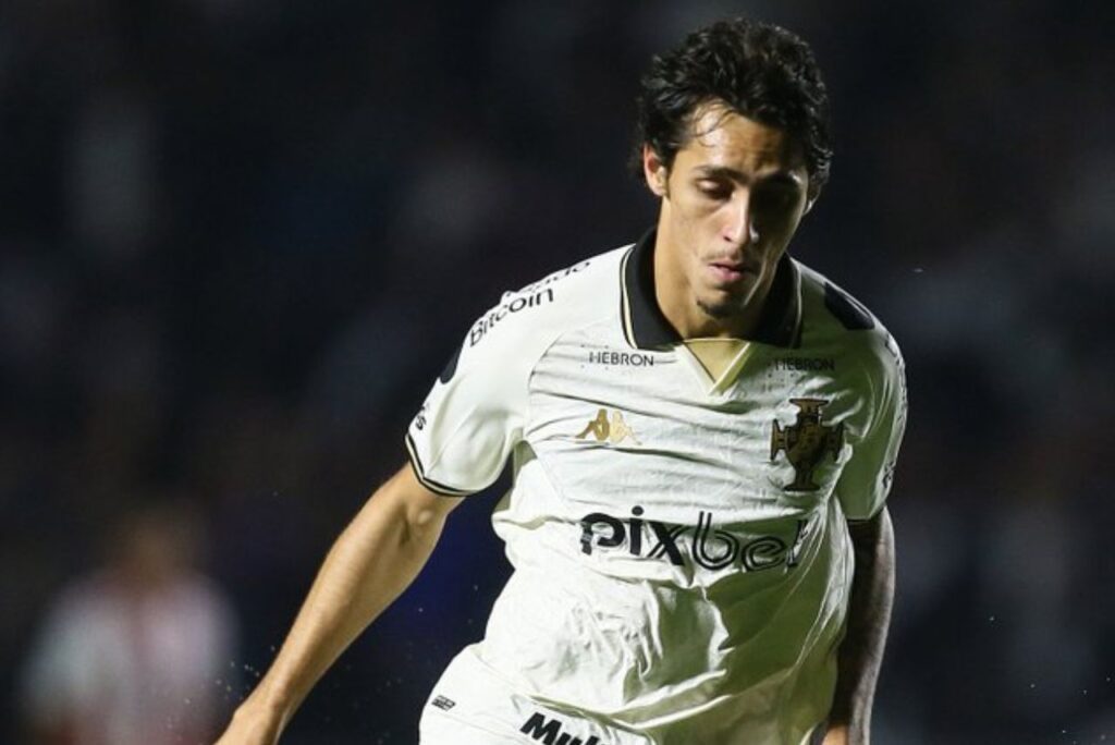 Marlon Gomes em ação pelo Vasco