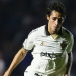 Marlon Gomes em ação pelo Vasco