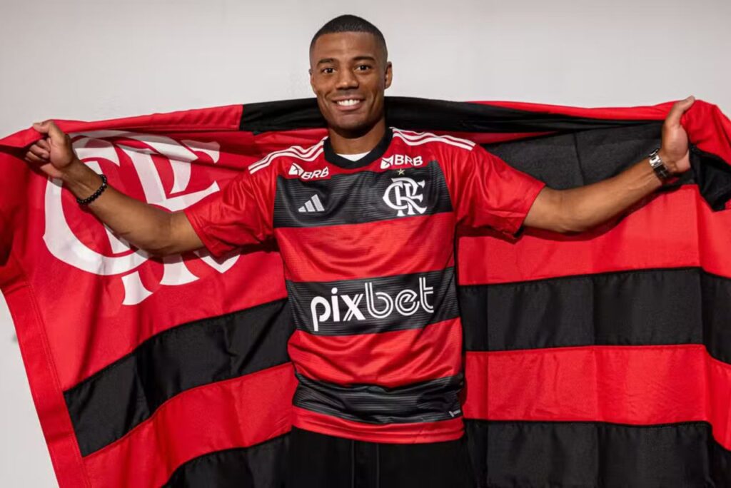 De La Cruz vai assumir a camisa 18 no Flamengo (Foto: Paula Reis/CRF)