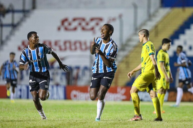 <p>Artilheiro da Copinha, Jardiel fez dois gols contra o Mirassol e chegou a oito (Foto: Renan Jardim/Grêmio)</p>
