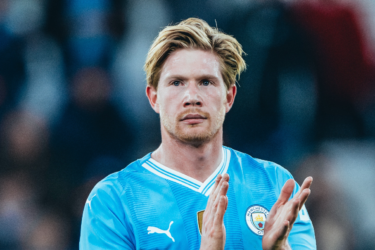 De Bruyne estará à disposição do City contra o Newcastle