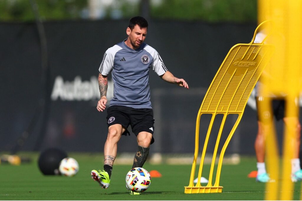 Messi não compareceu à premiação em razão da pré-temporada com o Inter Miami (Foto: Megan Briggs/Getty Images via AFP)