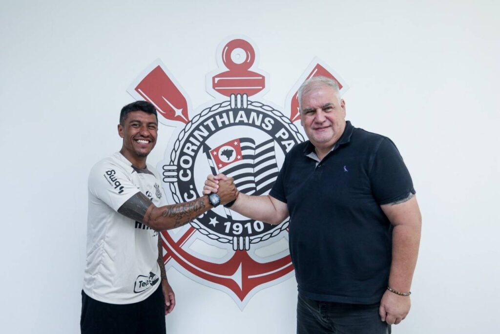 Paulinho vai seguir no Corinthians até junho de 2024. Foto: Rodrigo Coca/Corinthians