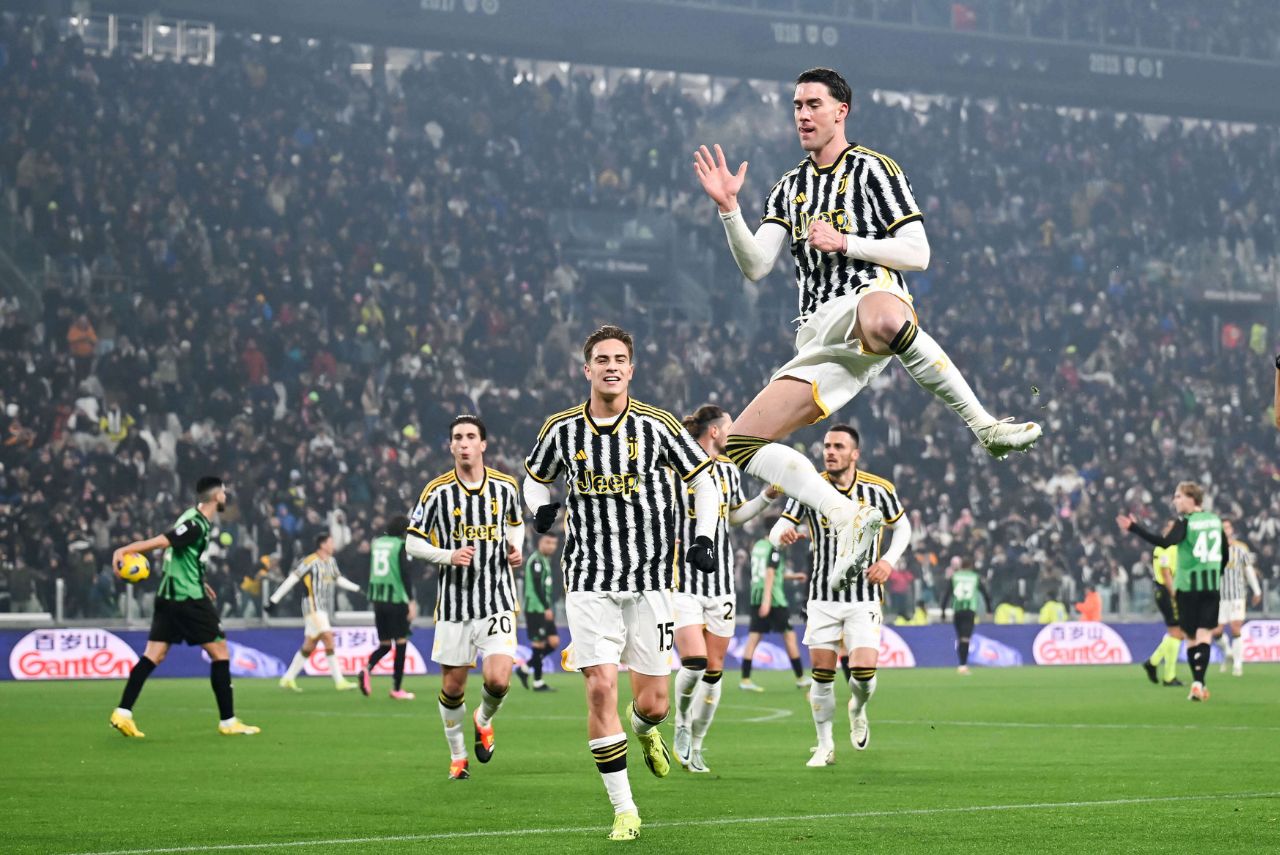 Vlahovic marcou duas vezes na vitória da Juventus sobre o Sassuolo (Foto: X/Reprodução)