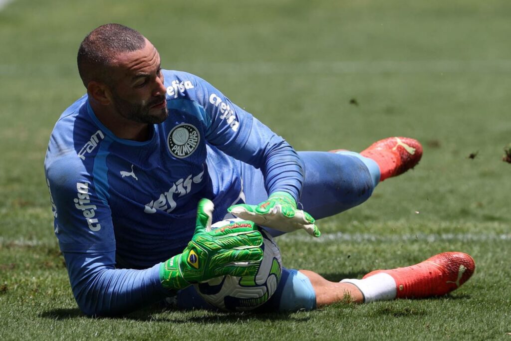 Weverton chegou ao Palmeiras em 2018 e acumula 11 títulos pelo clube (Foto: X/Reprodução)