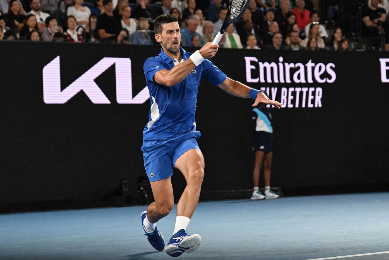 Tenista Novak Djokovic em jogo do Aberto da Austrália