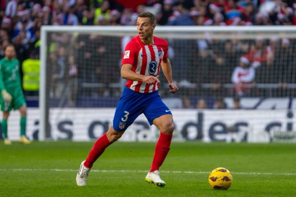Azpilicueta será desfalque no Atlético de Madrid (Foto: X/Reprodução)
