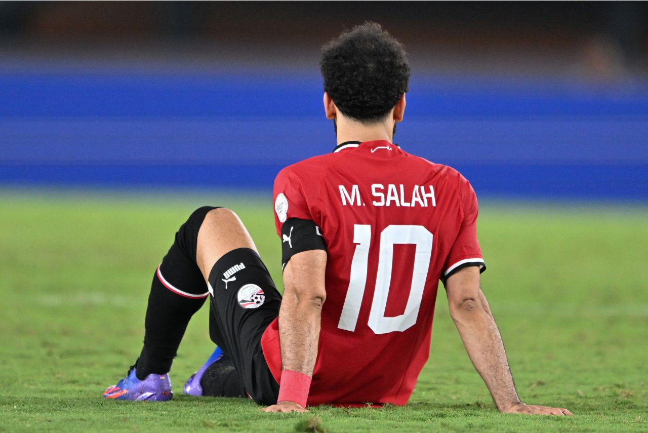 Salah deixou o campo machucado contra Gana