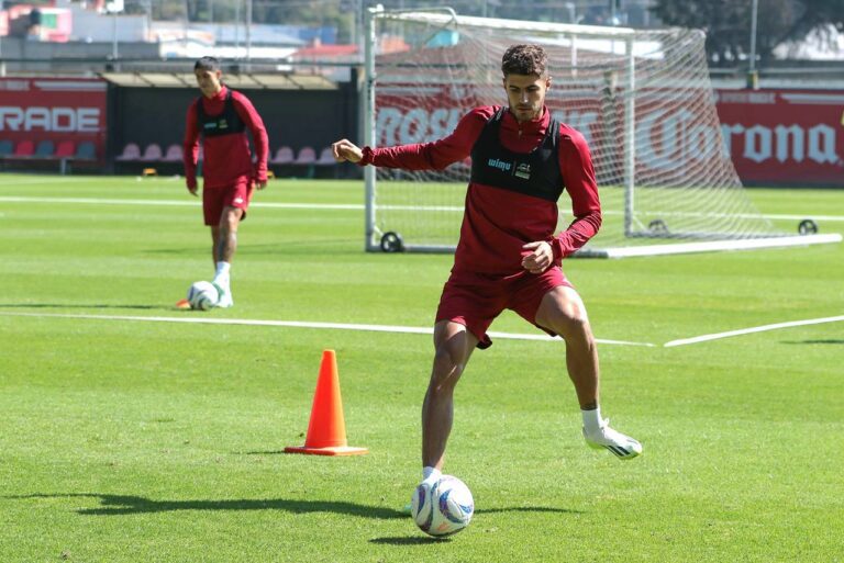 <p>Pedro Raul que jogou no Vasco em 2022, estava no Toluca do México. Foto: Reprodução;Facebook</p>
