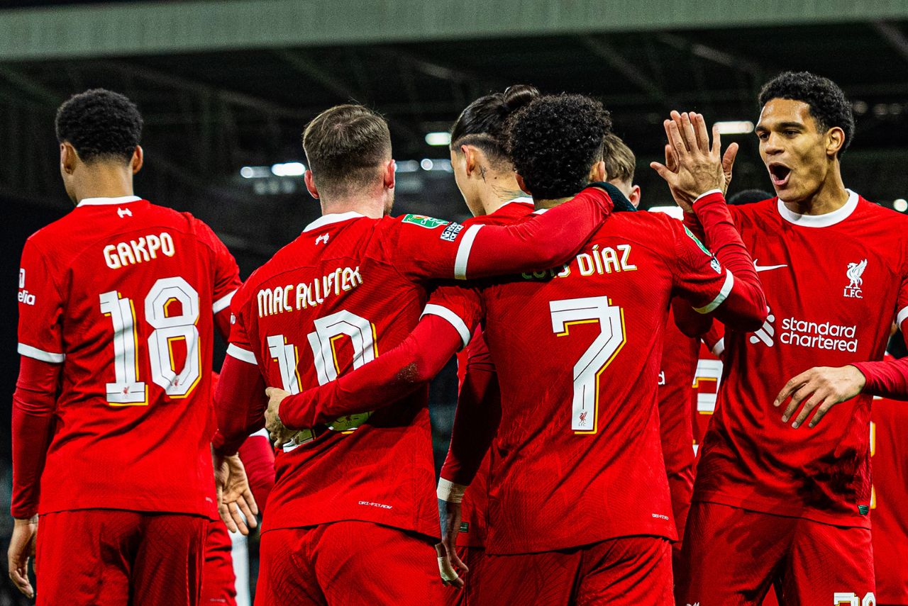 Liverpool vai enfrentar o Chelsea na final da Copa da Liga Inglesa (Foto: X/Reprodução)