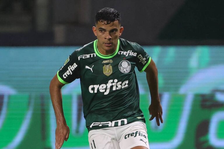 <p>Bruno Rodrigues vai ficar de fora por tempo indeterminado. Foto: Cesar Greco/ Palmeiras</p>