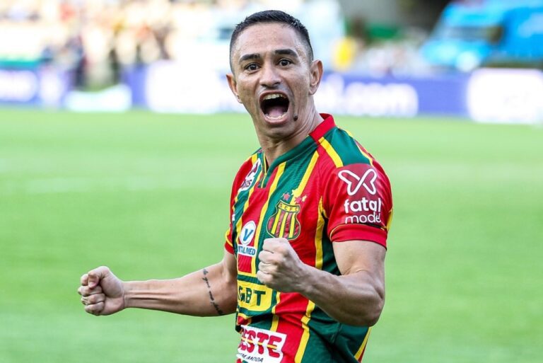 <p>Foto: Ronald Felipe/Sampaio Corrêa</p>