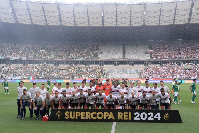 <p>São Paulo é campeão da Supercopa do Brasil (Foto: Douglas Magno/AFP)</p>