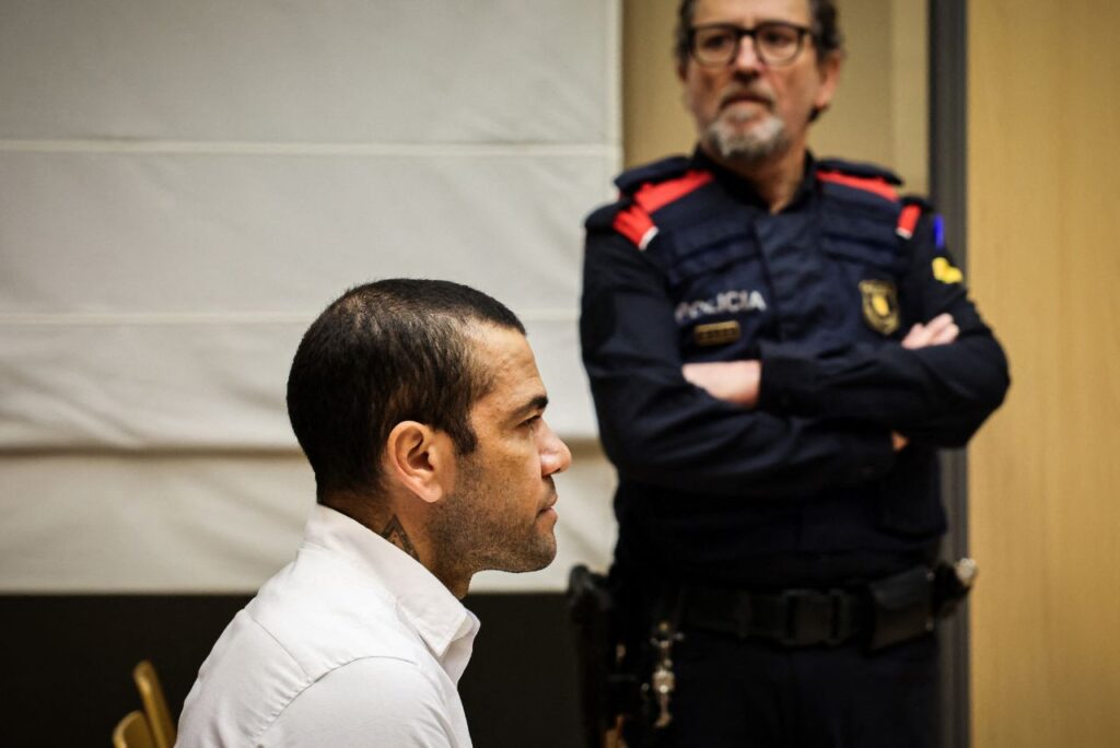 Daniel Alves em julgamento na Espanha