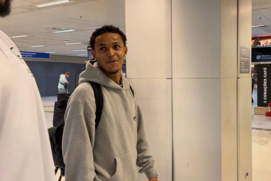 Lázaro deve se apresentar na Academia do Palmeiras nesta terça-feira (6). Foto: Reprodução/BTB Sports