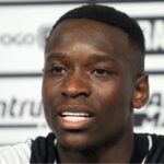 Apresentação de Luiz Henrique no Botafogo foi tomada por emoção (Foto: Vitor Silva/BFR)