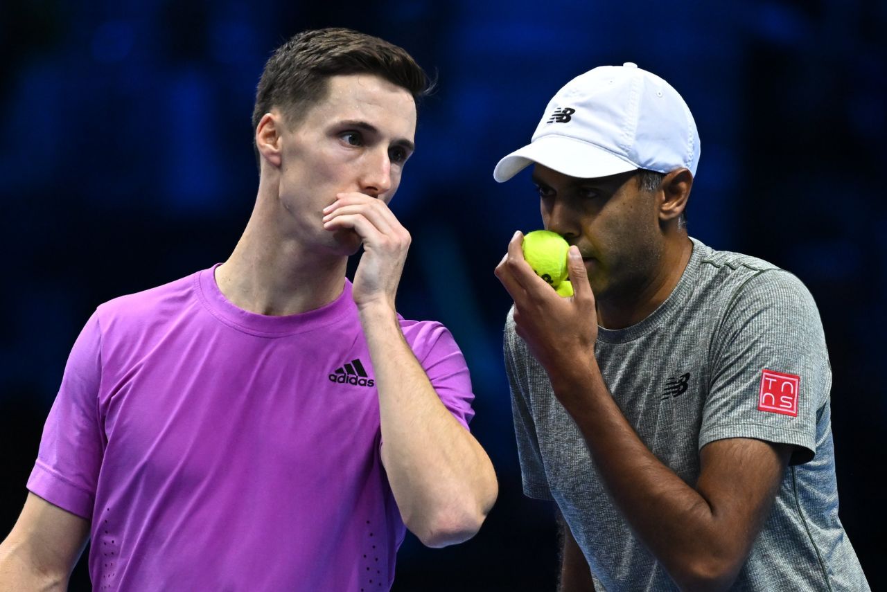 Tenistas Rajeev Ram e Joe Salisbury, confirmados no Rio Open, em jogo do ATP Finals 2023