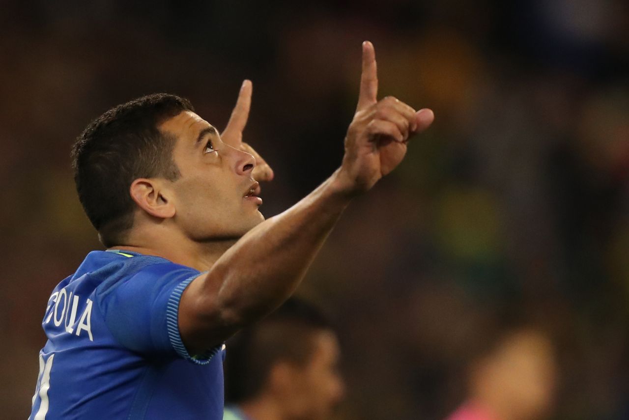 Diego Souza comemora gol pela Seleção