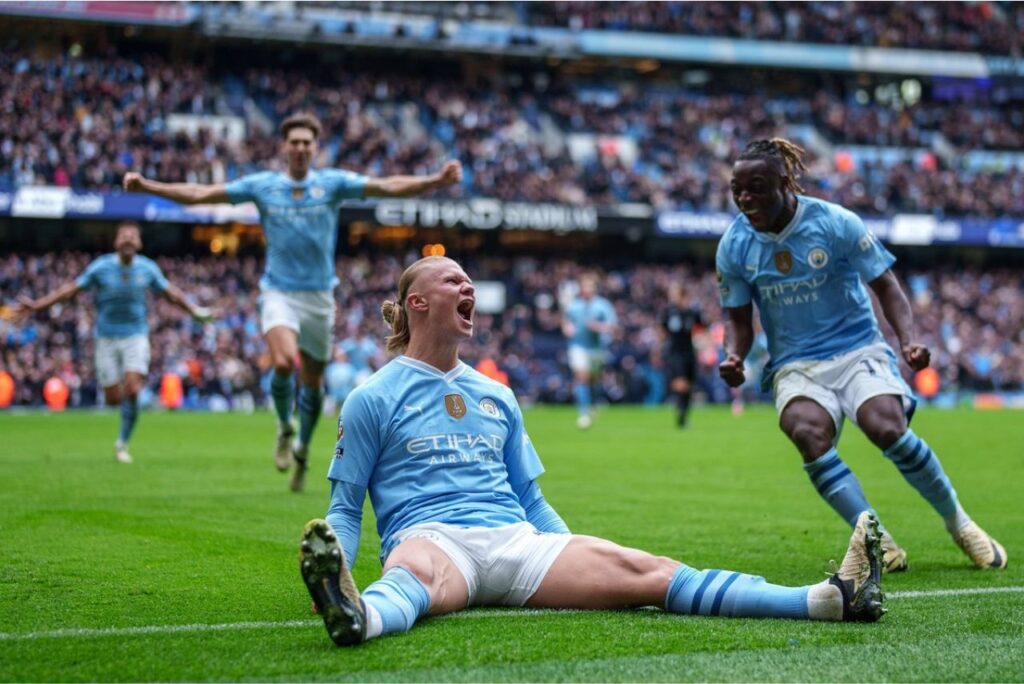 Atacante do Manchester City comemora grande atuação