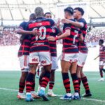 Jogadores do Flamengo comemoram vitória