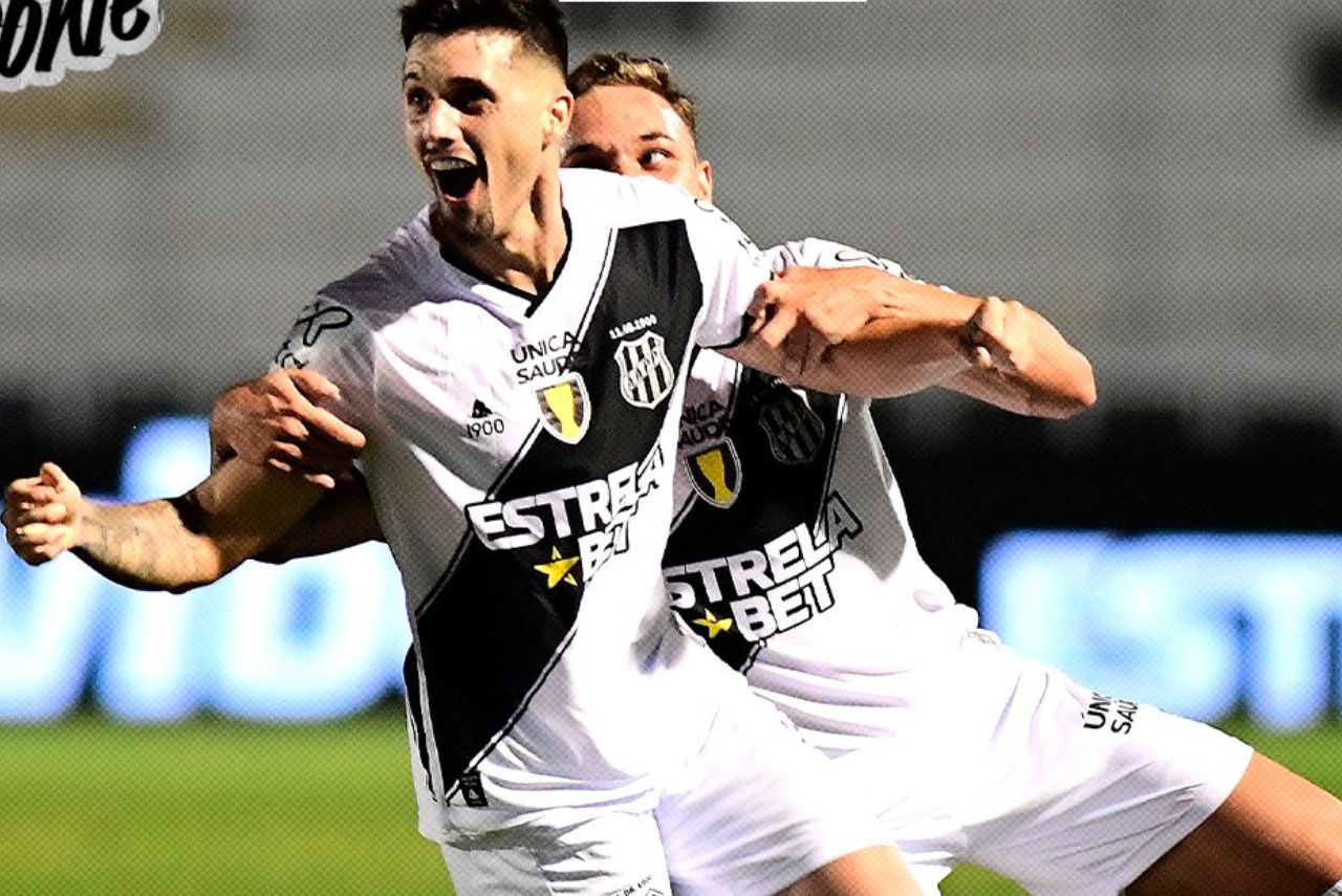 Risso comemora belo gol contra o São Paulo