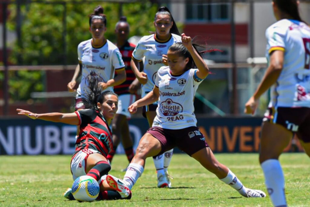 Lance do jogo entre Flamengo e Ferroviária na Supercopa Feminina 2023