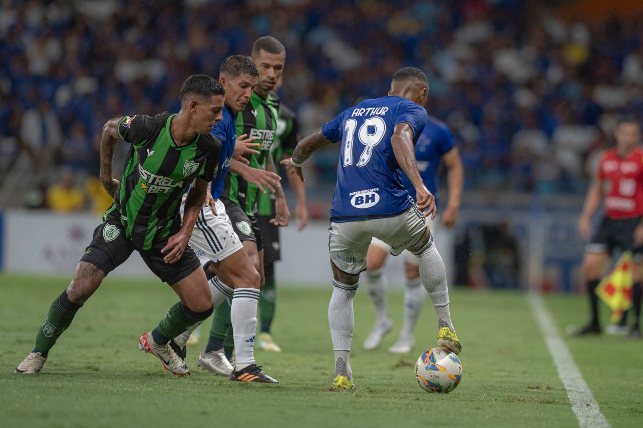 O América-MG derrubou a invencibildiade do Cruzeiro na competição. Foto: Staff Images/Cruzeiro