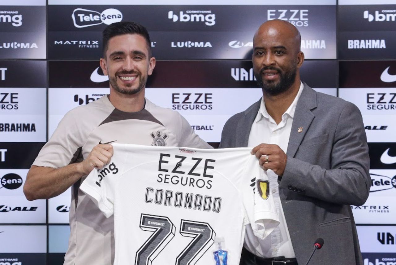 Novo meia do Corinthians