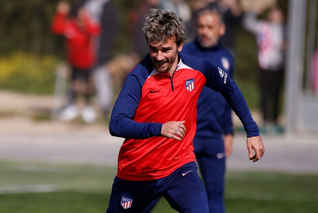 Meia-atacante Antoine Griezmann em treino do Atlético de Madrid em 2024