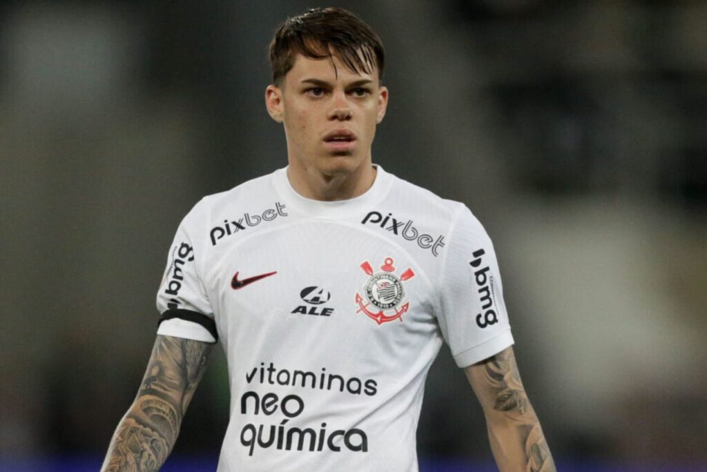 Atacante Chrystian Barletta, reforço do Sport, em jogo do Corinthians em 2023