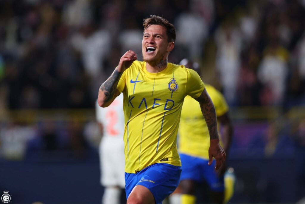 Otávio comemora gol pelo Al-Nassr contra o Al-Fayha na Liga dos Campeões da Ásia