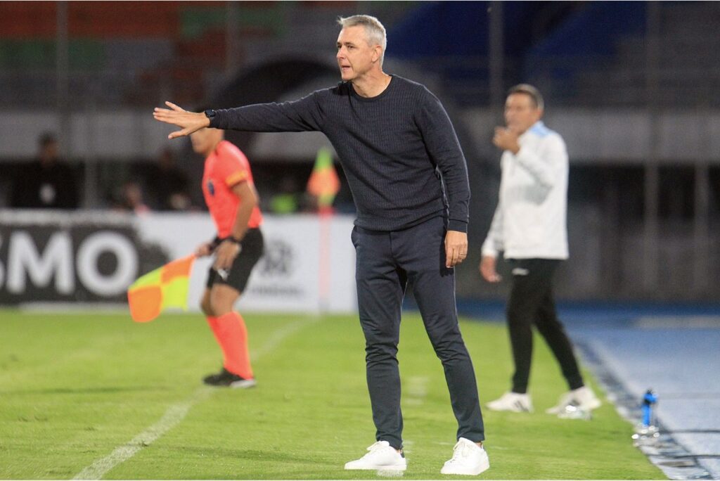 Tiago Nunes no último jogo pelo Botafogo