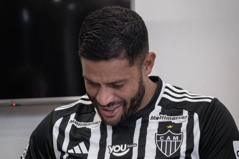 <p>Hulk pode completar ao todo cinco temporadas pelo Atlético-MG. Foto: Pedro Souza/Atletico</p>
