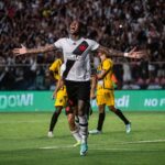 Zé Gabriel fez o primeiro na vitória do Vasco sobre o Volta Redonda (Foto: Leandro Amorim/CRVG)