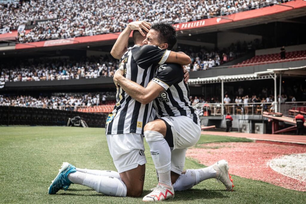 Willian Bigode fez o gol da vitória do Santos sobre o São Bernardo (Foto: X/Reprodução)