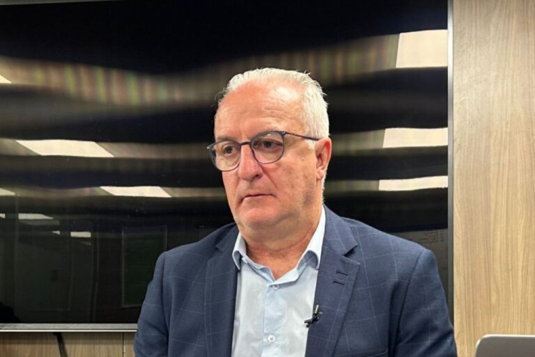 <p>Dorival Júnior deu entrevista à CBF nesta terça-feira (27) (Foto: Glauber Rocha/CBF)</p>