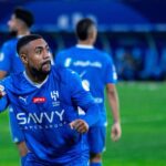 Atacante Malcom comemora gol pelo Al-Hilal