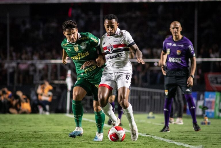 <p>No Morumbis, São Paulo e Palmeiras ficaram no 1&#215;1 (Foto: Guilherme Veiga e Jhony Inácio / Ag. Paulistão)</p>
