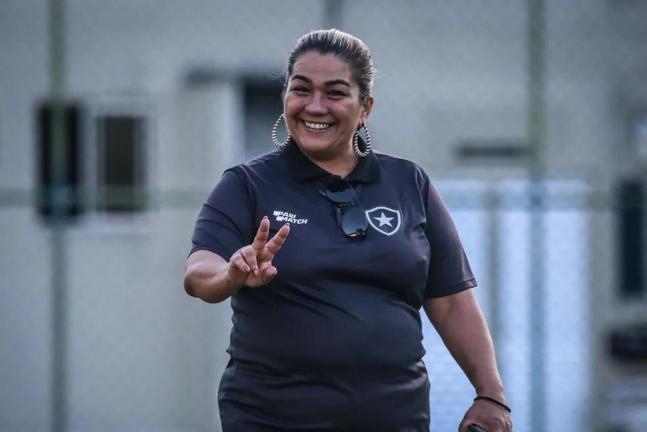 Rose de Sá foi responsável por estruturar o futebol feminino do Botafogo (Foto: Arthur Barreto/BFR)