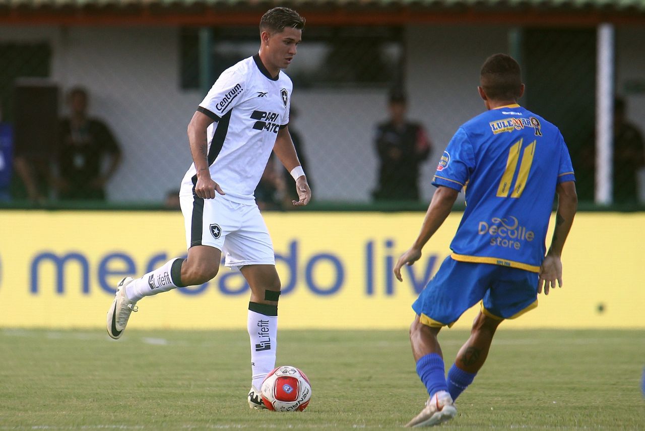 Lance do jogo Sampaio Corrêa-RJ x Botafogo no Cariocão 2024