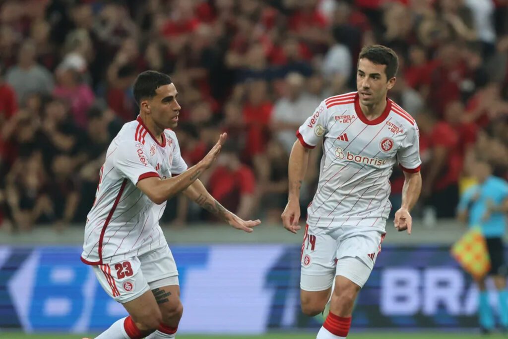 Gabriel e De Pena - Internacional