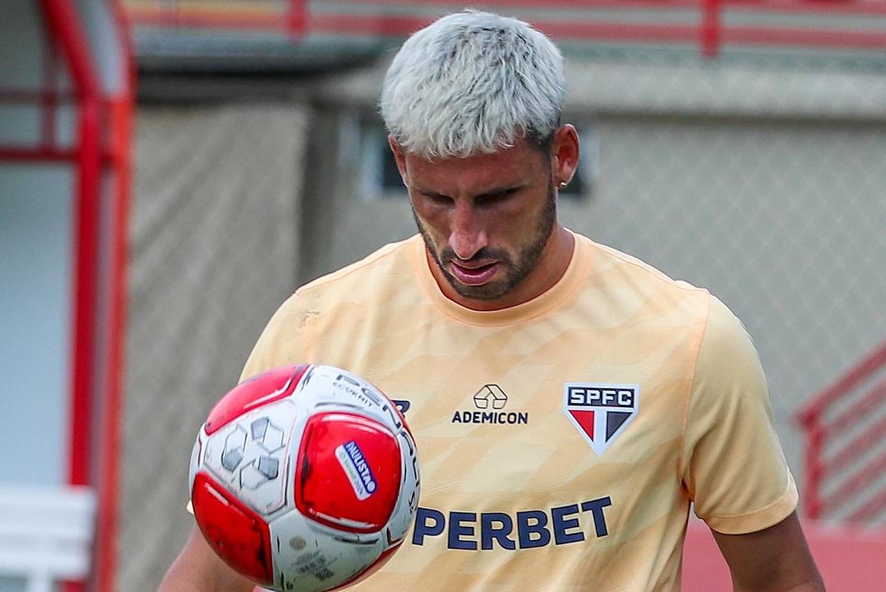 Calleri foi substituído no intervalo da partida contra o Ituano por conta da lesão. Foto: Reprodução/Flickr/ São Paulo