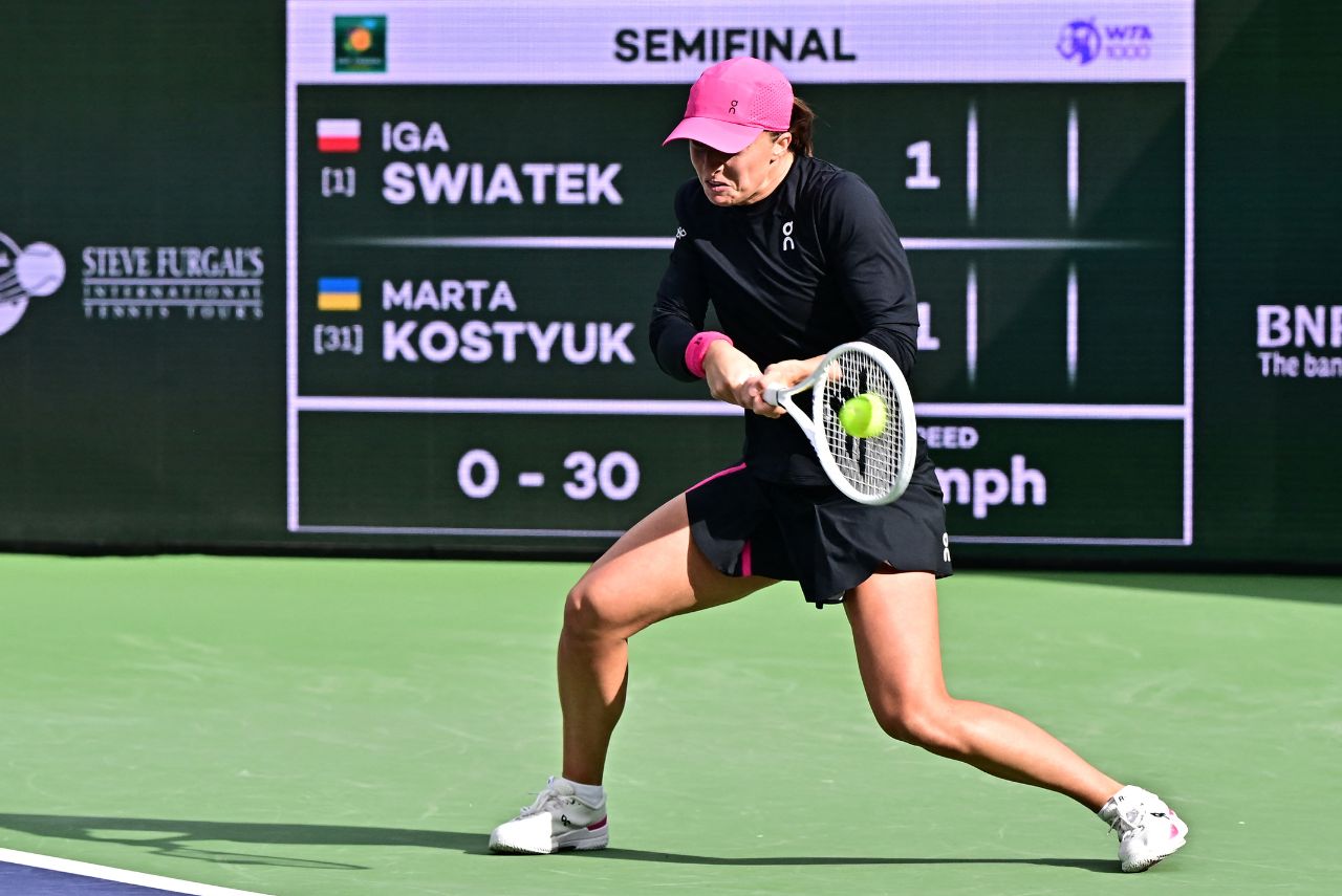 Iga Swiatek durante semifinal